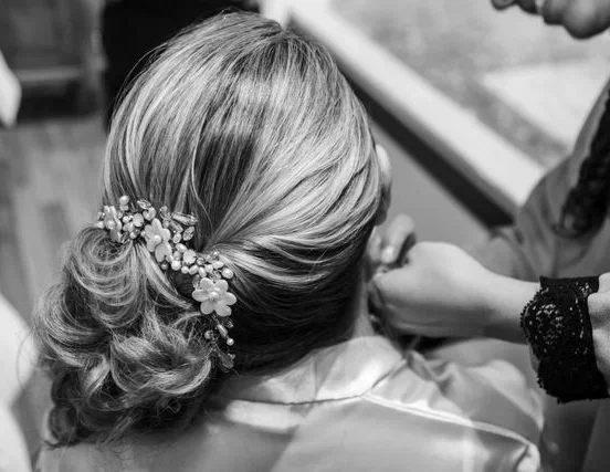 gold hair clips for weddings