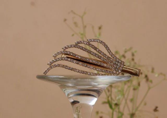 gold hair clips